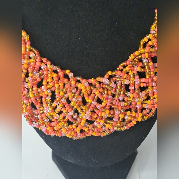 Multicolor Beaded Necklace. - Picture 2 of 6